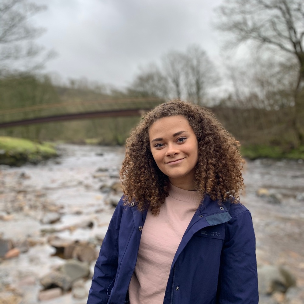 Meet your Posher, Genna